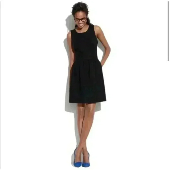 Madewell Dresses & Skirts - Madewell Women’s Black Dress with Pockets Size XS